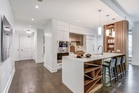 Limited-time offer: Enjoy 2 months of free rent!* * Some conditions apply. Prices and specifications... (image 2)