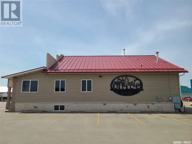 101 Railway AVENUE Carlyle, Saskatchewan in Commercial & Office Space for Sale in Regina - Image 4