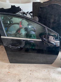 2019 CHEVROLET CRUZE FRONT PASSENGER & REAR DRIVER SIDE DOOR