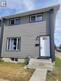 10049 80 Avenue Grande Prairie, Alberta