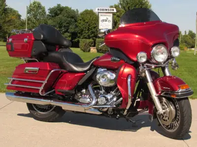 Vance and Hines Ex - 103 motor - $38 Week Beautiful 2013 Electra Glide ULTRA - Just in on Trade, 103...