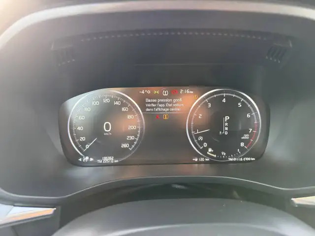 2018 VOLVO XC60 T5 Momentum in Cars & Trucks in Laval / North Shore - Image 33