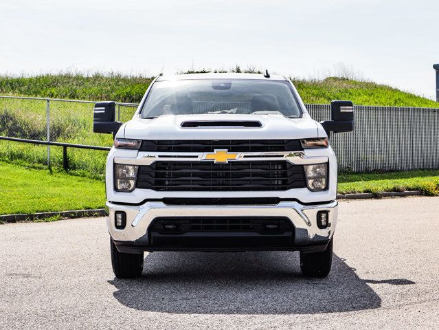 2025 Chevrolet Silverado 2500HD LT in Cars & Trucks in Strathcona County - Image 3