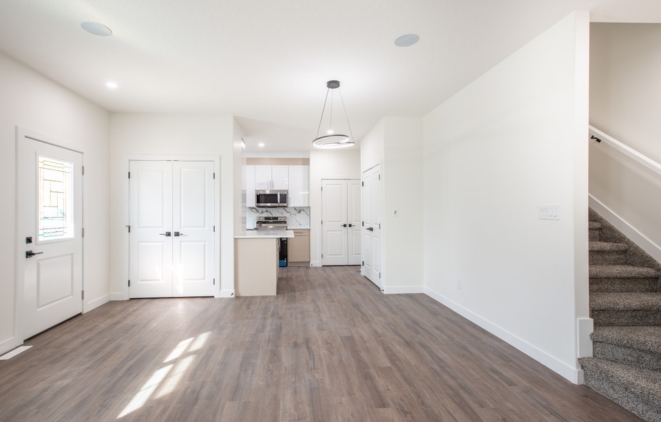 Cloud Suites at Grovenor - 5-Bedroom House for Rent 4