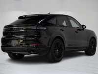 This 2024 Porsche Cayenne Coupe Premium Plus Package is a Canadian vehicle with a clean Carfax repor... (image 3)