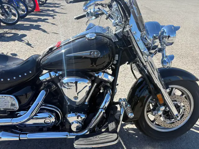 2005 Yamaha Road Star Limited Edition 1700cc in Street, Cruisers & Choppers in Ottawa - Image 3