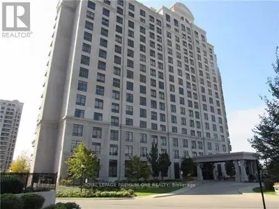 1507 - 9235 JANE STREET Vaughan (Maple), Ontario