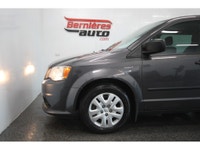 Dodge Grand Caravan SE 2017 avec moteur V6 3.6L Pentastar developpant 283 HP et transmission automat... (image 4)