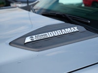 2025 Silverado 3500 HD SRW High Country 6.6L Duramax Diesel Ultimate Power & Luxury Dominate the roa... (image 8)