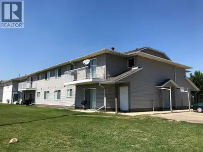 Immediate possession on this 2 bedroom, 1 bath condo in Westgate Village. Spacious unit with South f...