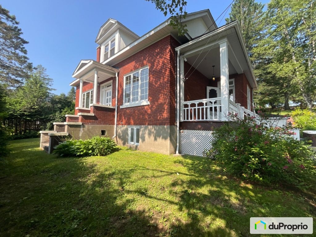 $525,000 - 2 Storey for sale in Huberdeau — photo 1