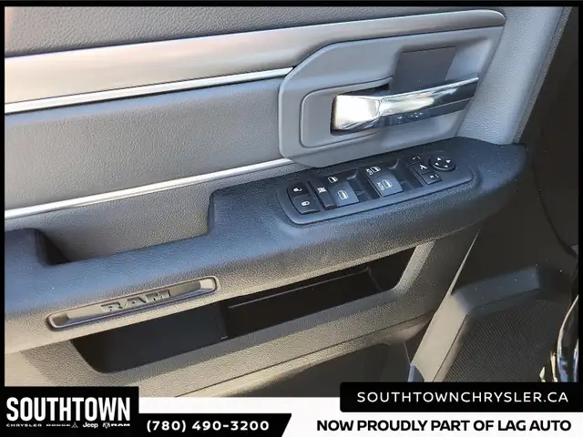 2022 Ram 1500 Classic SLT570156202349701129
