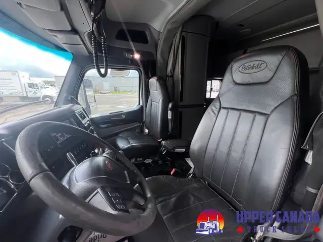 2015 Peterbilt 579 in Heavy Trucks in Saskatoon - Image 11