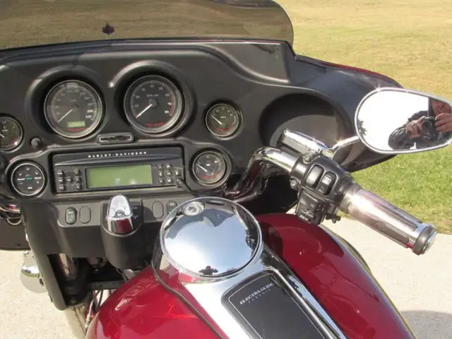 2008 Harley-Davidson FLHTC Electra Glide Classic in Sport Touring in Leamington - Image 22