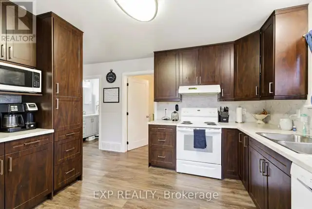 229 FOURTH STREET W Cornwall, Ontario in Houses for Sale in Cornwall - Image 7