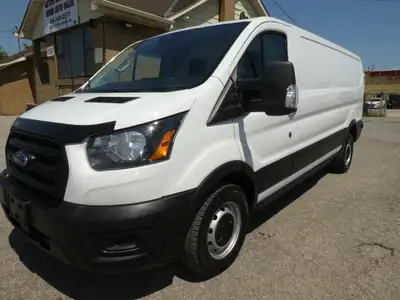 NEW ARRIVAL, ONE OWNER, ALL POWER OPTIONS, REAR CAMERA, FREE OF ACCIDENTS, ALL SERVICE RECORDS, EXTE...