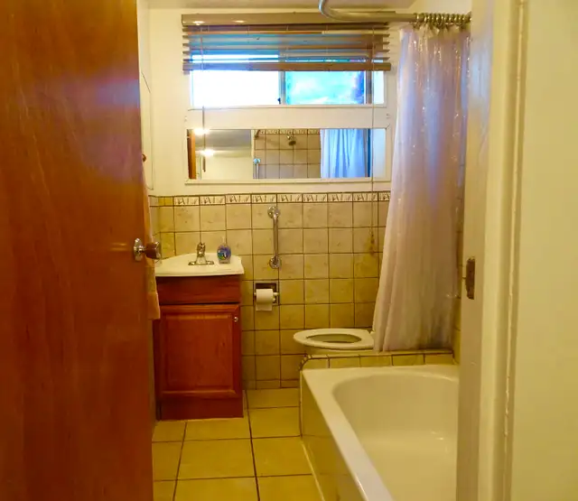 Cozy Suite, Gibsons, Sunshine Coast, View Property in Houses for Sale in Port Hardy / Port McNeill - Image 8