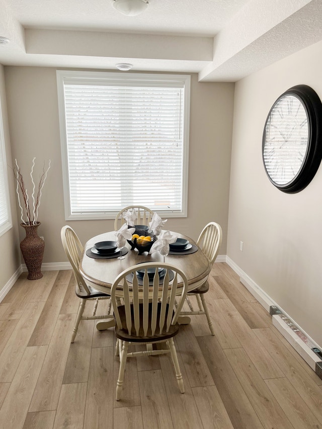 2 Bedroom Executive Suite Apartment 6 William St Long Term Rentals