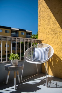 Discover our renovated 1 bedroom suites at Glades on 55- Call today to see your new home! Current In... (image 7)