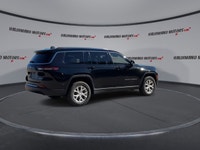 // ACCIDENT FREE!! // Meet the 2023 Jeep Grand Cherokee L Limited 4x4, now available at Haldimand Mo... (image 7)