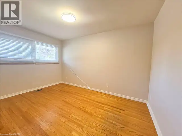 11 DUNCAIRN Avenue Kitchener, Ontario in Houses for Sale in Kitchener / Waterloo - Image 27