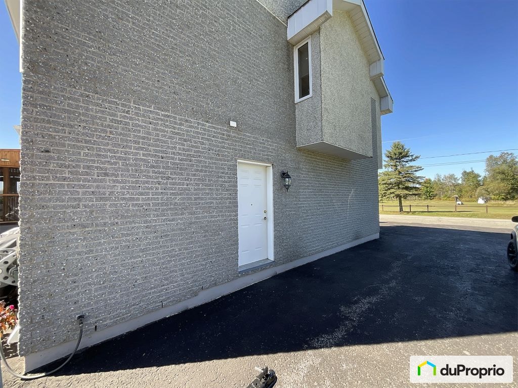 $619,000 - Split Level for sale in St-Jean-De-Matha — photo 3
