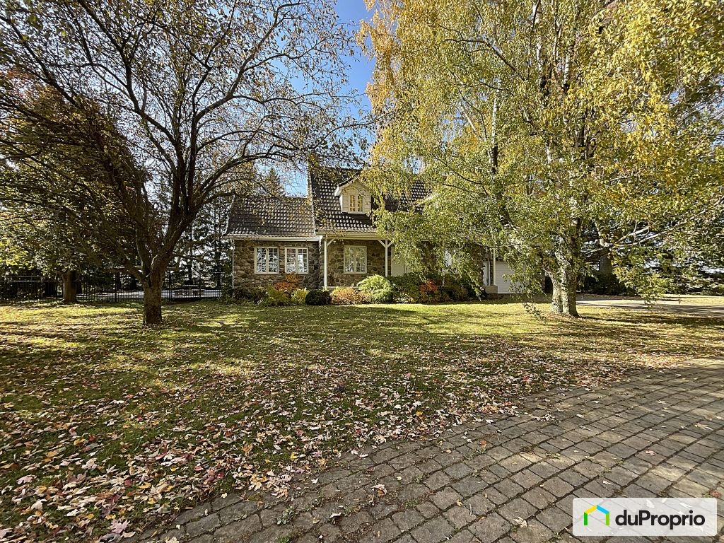 $1,100,000 - 2 Storey for sale in St-Blaise-Sur-Richelieu — photo 1