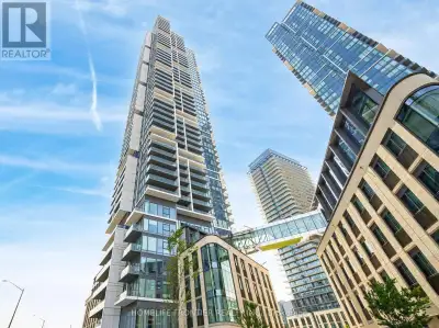 Welcome To Transit City 5 - Luxurious 1+Den unit with 2 Full Bathrooms in the Heart of Vaughan Metro...