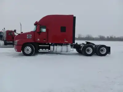 505 HP MACK MP8, 12 SPD M DRIVE, 22.5" TIRES, ALUMINUM WHEELS, 4X4 DIFF LOCKS, 3:58 GEAR RATIO, 13,2...