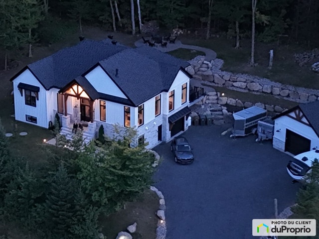 $1,249,900 - Bungalow for sale in St-Sauveur — photo 1