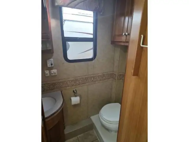 2007 Newmar Dutch Star Dutch Star 4307 in RVs & Motorhomes in Penticton - Image 8