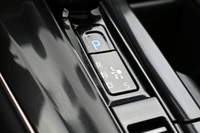 Elevate every drive in this 2025 Toyota Crown Signia Limited, a sophisticated SUV that combines prem... (image 8)