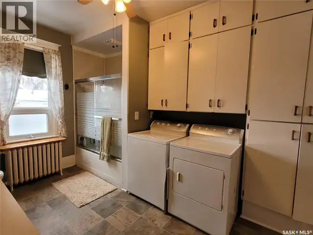 717 Coteau AVENUE Weyburn, Saskatchewan in Houses for Sale in Regina - Image 13