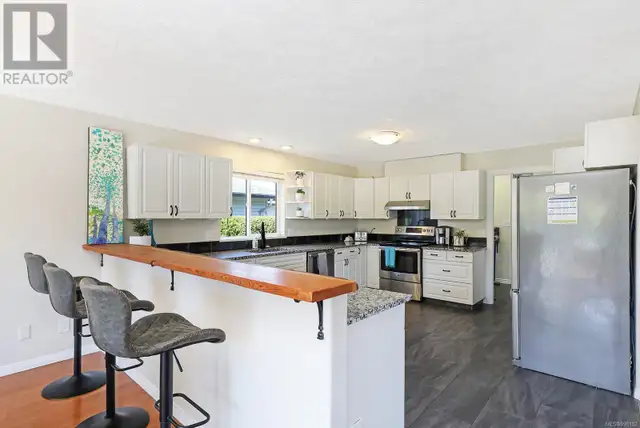 2167 Cardinal Pl Comox, British Columbia in Houses for Sale in Comox / Courtenay / Cumberland - Image 35