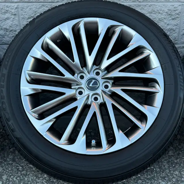 (90%) 4x Lexus RX 20" OEM All Season Wheels Package in Tires & Rims in City of Toronto - Image 4