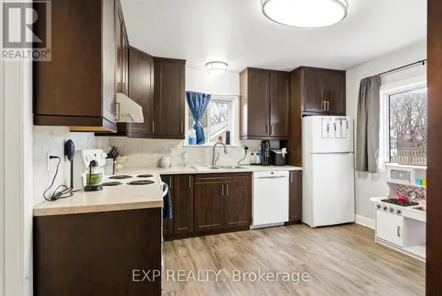 229 FOURTH STREET W Cornwall, Ontario in Houses for Sale in Cornwall - Image 4