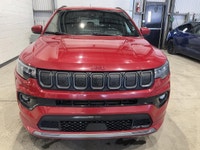 Le Jeep Compass 2022 RED EDITION AWD CUIR MAGS CAMERA RECUL A/C offert chez AutoStudio 72 a une allu... (image 6)