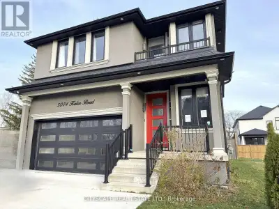 **Exceptional Value - Move-In Ready Family Home in a Prime Niagara Falls Location** Welcome to 5074...
