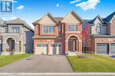 Introducing a Luxurious 4 Bed, 4 Bathroom Masterpiece for lease! This newly constructed residence bu...