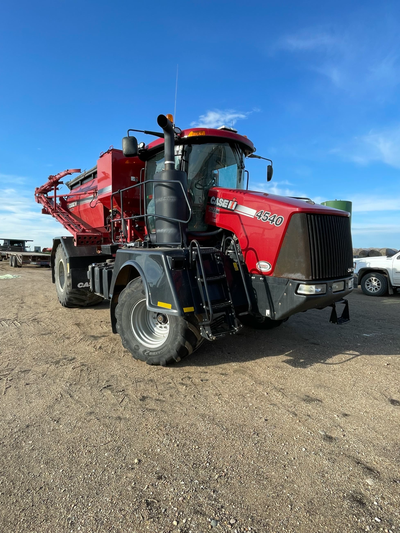 2212 Hours, Case FLX 810 Triple Bin air box with 70' Boom, Raven Viper 4 controller, Variable rate c...