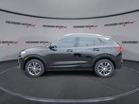 // ACCIDENT FREE!! // This 2020 Buick Encore GX Essence ST AWD is a smart choice for daily driving i... (image 4)