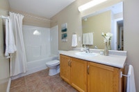 Great suites-Call today to view your new home! Live at Baker Arms and Wexford Apartments near Portla... (image 8)