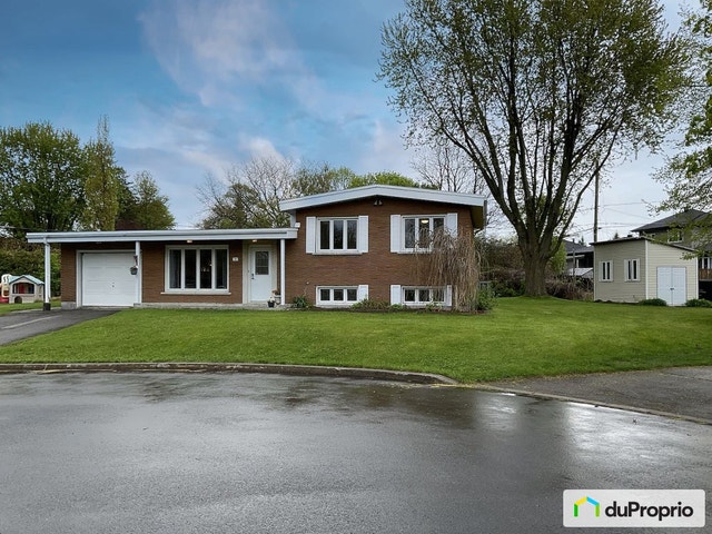 $542,000 - Bungalow for sale in St-Isidore-De-Laprairie — photo 1