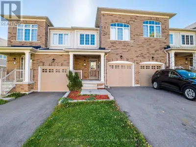 ***FRESHLY PAINTED*** A beautiful 3 bed + 3 bathroom townhome in a friendly Guelph neighborhood. Ope...