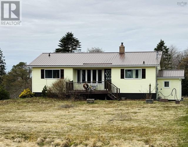7877 Highway 215 Selma, Nova Scotia in Houses for Sale in Bedford