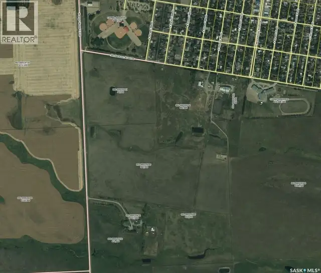 Mckennitt Land & buildings Mount Pleasant  Rm No. 2, Saskatchewa in Land for Sale in Regina - Image 3