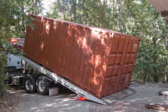 Used Shipping and Storage Containers Available for Sale in Outdoor Tools & Storage in Kelowna - Image 2