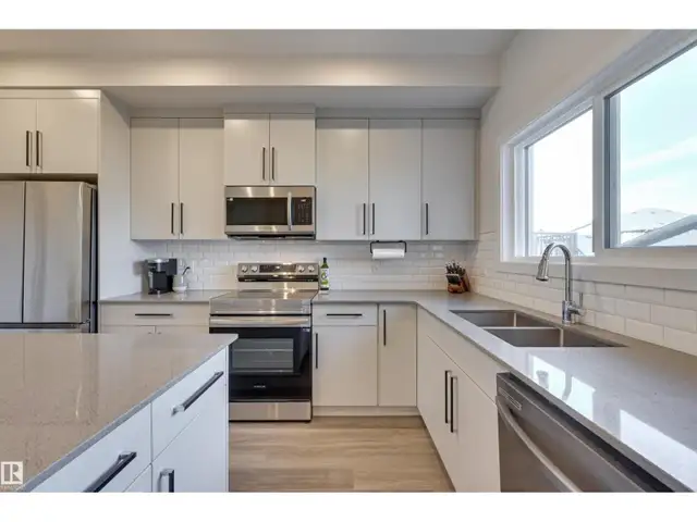 163 CANTER WD Sherwood Park, Alberta in Houses for Sale in Strathcona County - Image 16