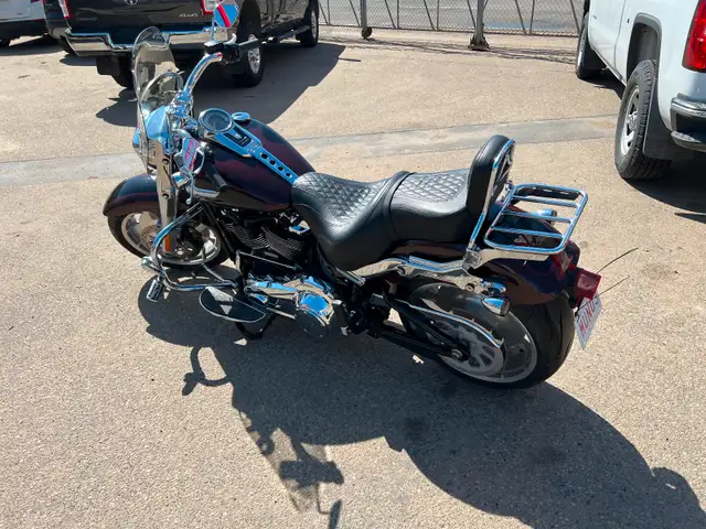 $199 b/w 2022 Harley Davidson Softtail FLFBS in Street, Cruisers & Choppers in Edmonton - Image 4