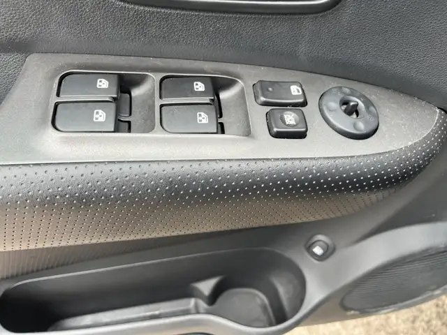2011 Kia Rondo RONDO533919178341099529